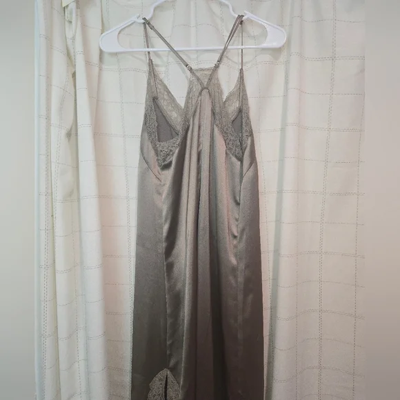 House Of Harlow Satin Effect Slip Dress - Picture 8 of 11